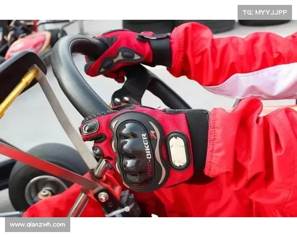 小拳王们的英勇对决：回顾儿童拳击比赛中的激情时刻